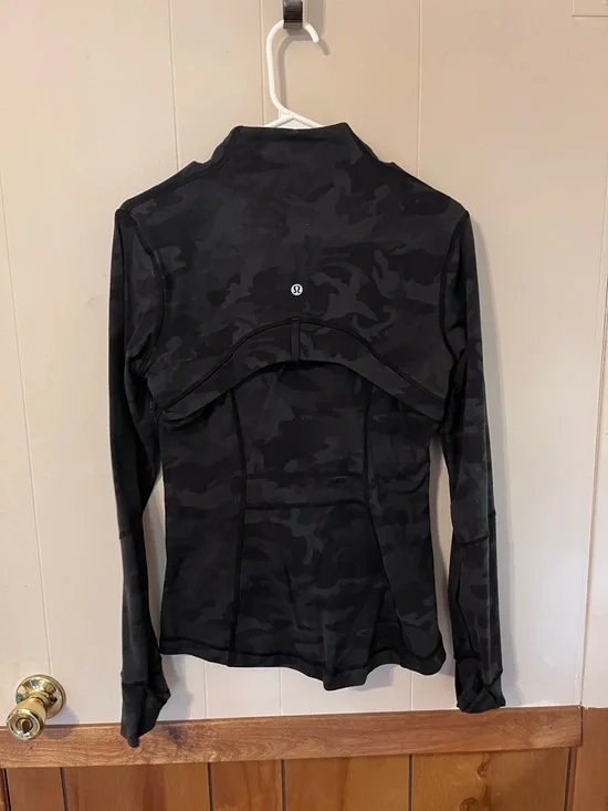 lululemon athletica Black Camouflage Full-Zip Hoodie - Picture 2 of 2